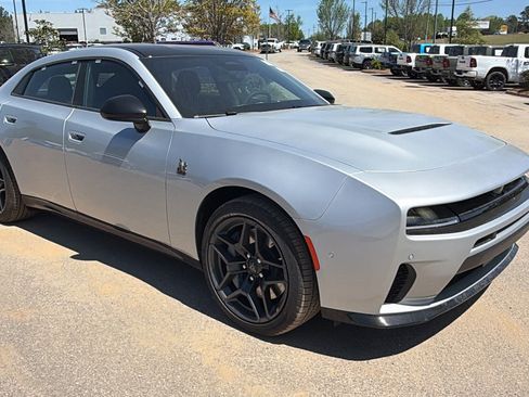 New 2026 Dodge Charger Scat Pack image 5