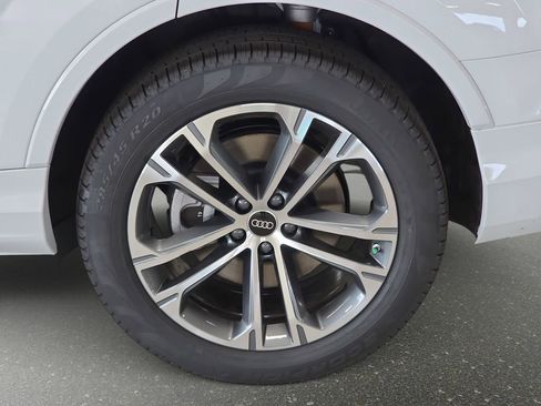 New 2026 Audi Q7 2.0T Premium AWD/4WD image 17