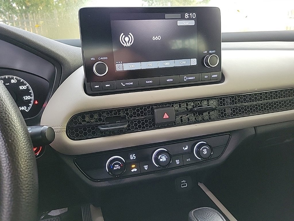 Used 2024 Honda HR-V LX image 8