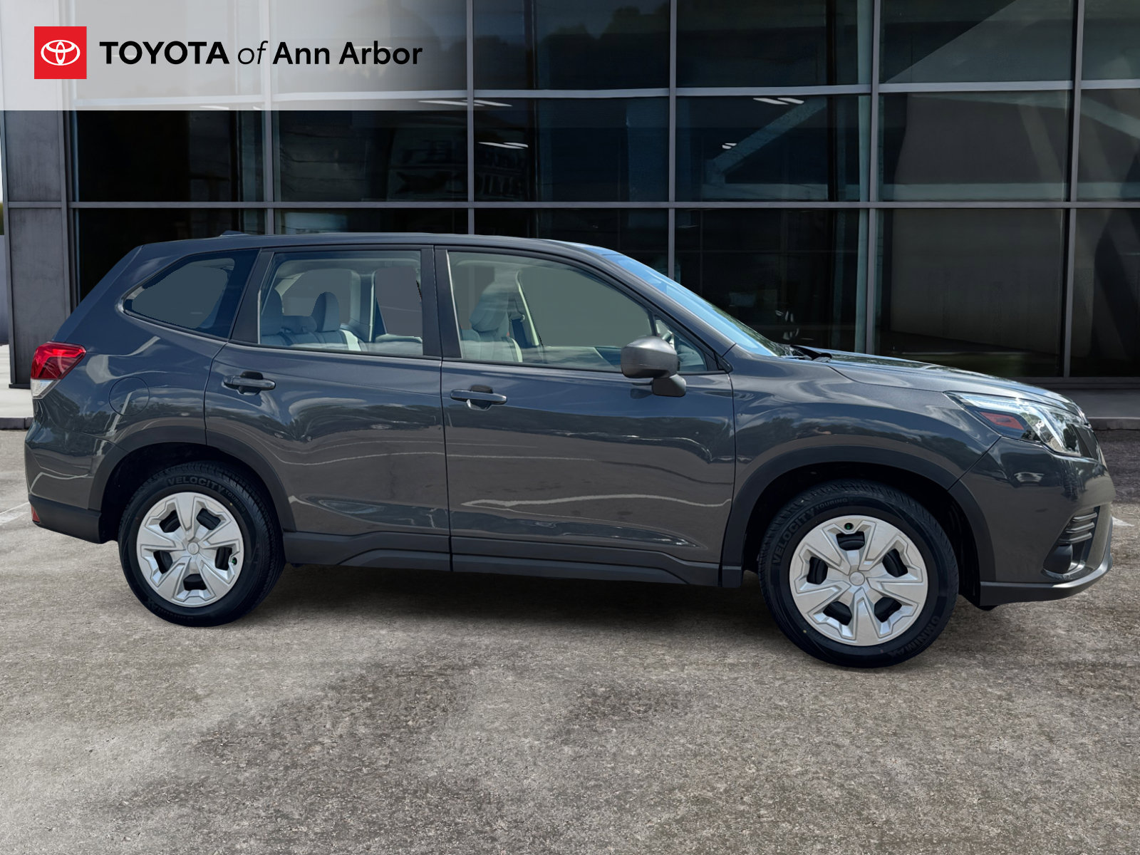 Used 2023 Subaru Forester AWD/4WD image 11