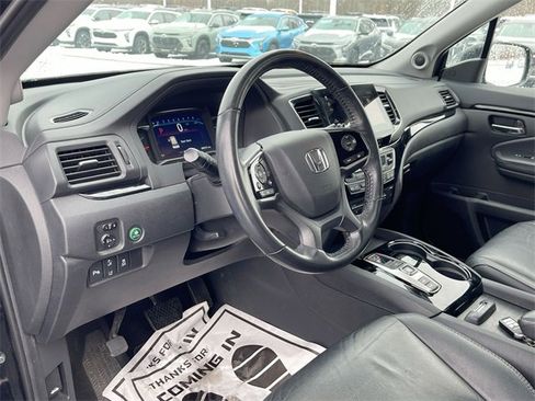 Used 2020 Honda Pilot Touring image 10