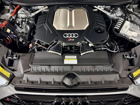 Used 2025 Audi RS 6 performance image 29