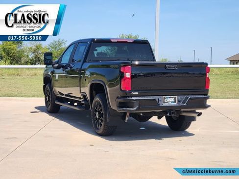 Used 2026 Chevrolet Silverado 2500 Custom w/ Custom Convenience Package AWD/4WD image 8