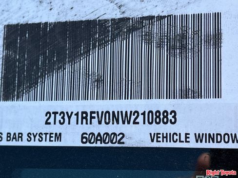 Used 2022 Toyota RAV4 Limited FWD image 35