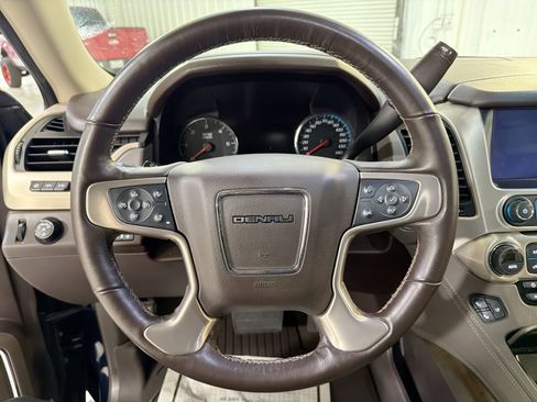 Used 2018 GMC Yukon XL Denali w/ Denali Ultimate Package image 13