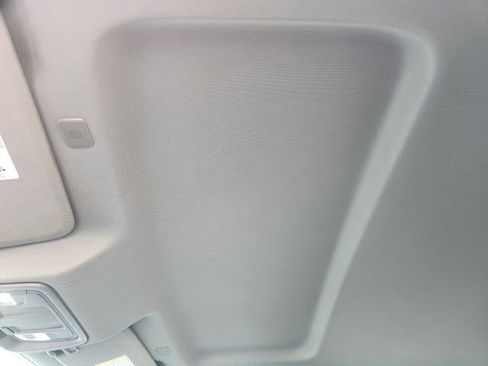 Used 2022 GMC Sierra 1500 SLT w/ SLT Convenience Package image 26