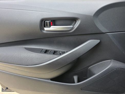 Used 2026 Toyota Corolla SE FWD image 19