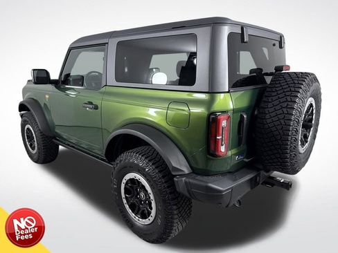 Used 2023 Ford Bronco Badlands image 6