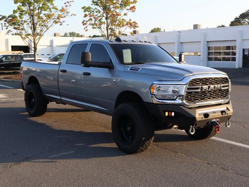 Used 2022 RAM 2500 Tradesman AWD/4WD image 14