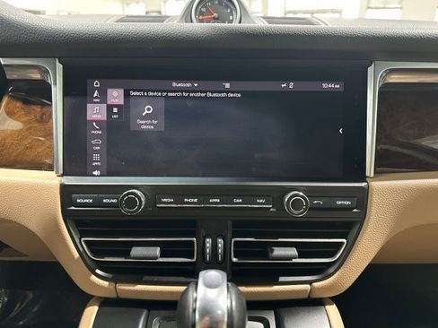 Used 2019 Porsche Macan AWD/4WD image 67