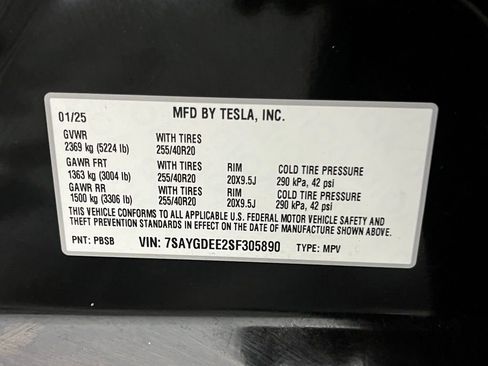 Used 2025 Tesla Model Y Long Range image 35