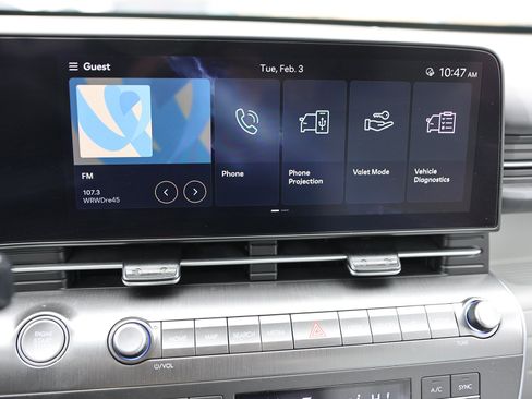 Certified 2025 Hyundai Kona SEL image 22