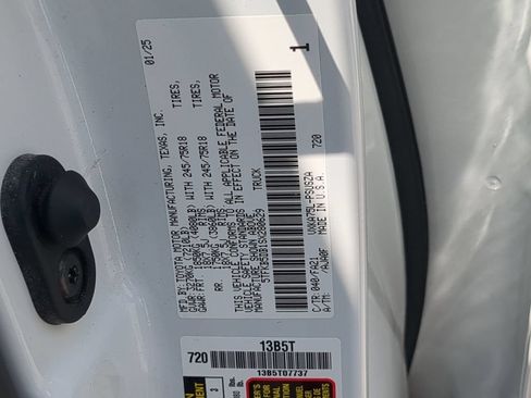 Used 2025 Toyota Tundra SR w/ SR Tow Package AWD/4WD image 35