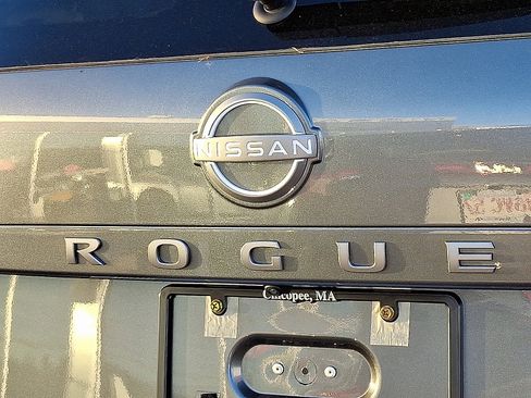 New 2026 Nissan Rogue SV image 6
