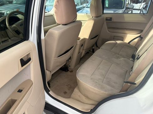 Used 2011 Ford Escape XLT w/ 202A Rapid Spec Order Code image 6