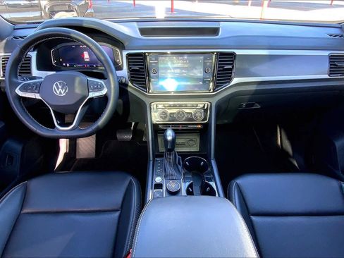 Used 2021 Volkswagen Atlas Cross Sport SEL image 16