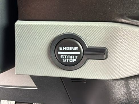 Used 2022 Ford Bronco Badlands image 20