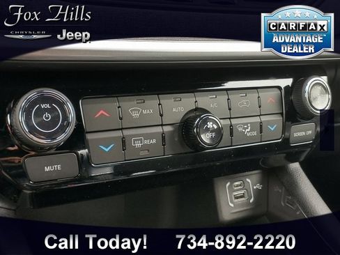 New 2023 Jeep Compass Latitude w/ Convenience Group image 20