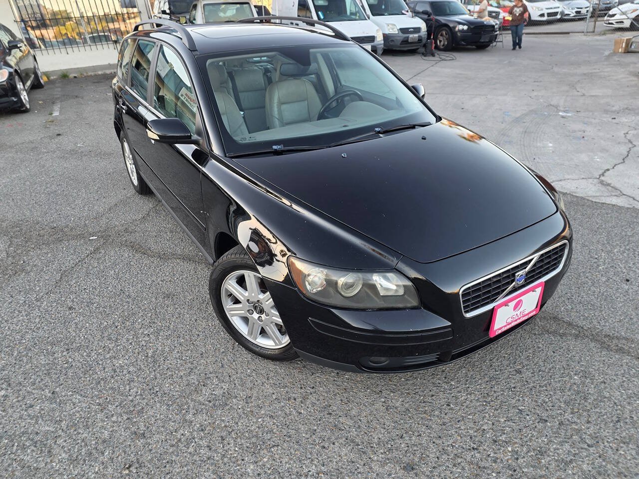 Used 2005 Volvo V50 T5 FWD image 4