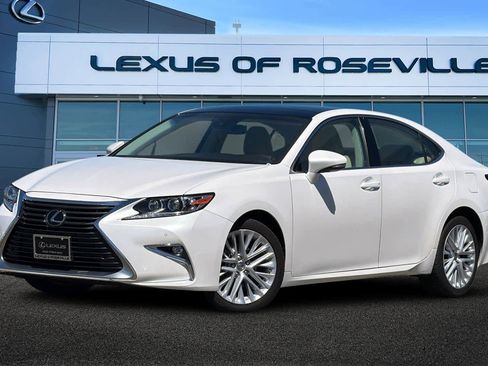Used 2016 Lexus ES 350 w/ Luxury Package w/Wood Trim FWD image 1