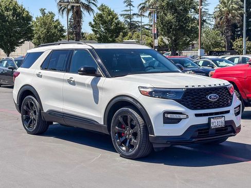 Used 2022 Ford Explorer ST w/ Equipment Group 401A AWD/4WD image 6