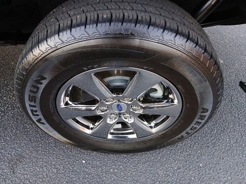 Used 2020 Ford F150 XLT w/ Equipment Group 302A Luxury image 16