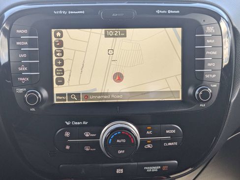 Used 2016 Kia Soul + w/ Tarmac Special Edition FWD image 25