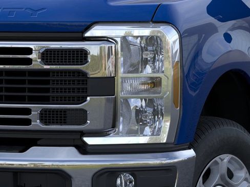 New 2026 Ford F250 XLT AWD/4WD image 18