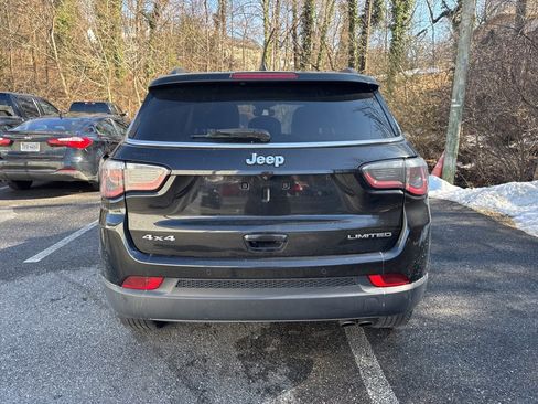 Used 2018 Jeep Compass Limited image 5