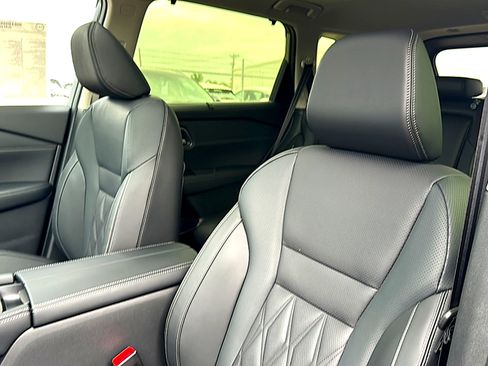 New 2026 Nissan Rogue Platinum AWD/4WD image 11