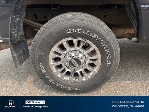 Used 2021 Ford F250 XLT w/ XLT Premium Package AWD/4WD image 5