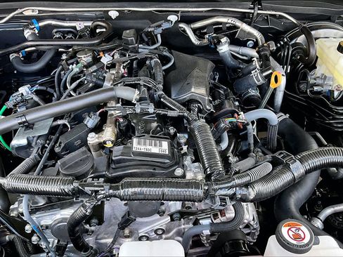 Used 2026 Toyota Tacoma SR5 AWD/4WD image 32