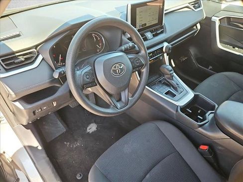 Used 2025 Toyota RAV4 LE AWD/4WD image 12