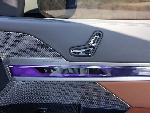 Used 2023 BMW 760i xDrive 760i xDrive image 67