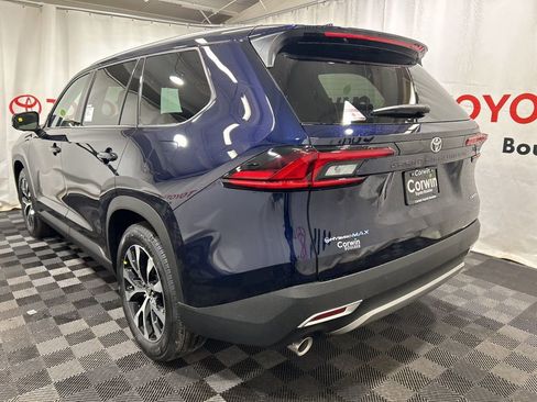 Used 2026 Toyota Grand Highlander image 5