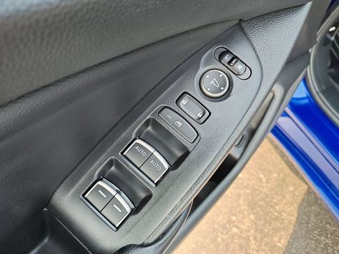 Used 2018 Honda Accord Sport image 11