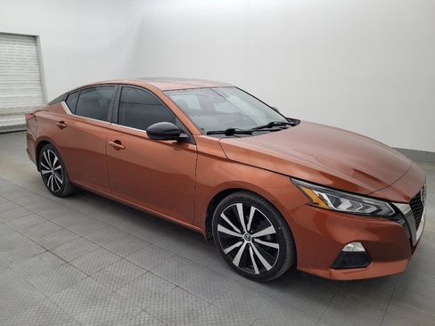Used 2020 Nissan Altima 2.5 SR w/ Premium Package image 11