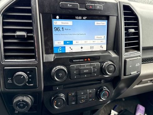 Used 2017 Ford F150 XLT w/ Equipment Group 302A Luxury image 25