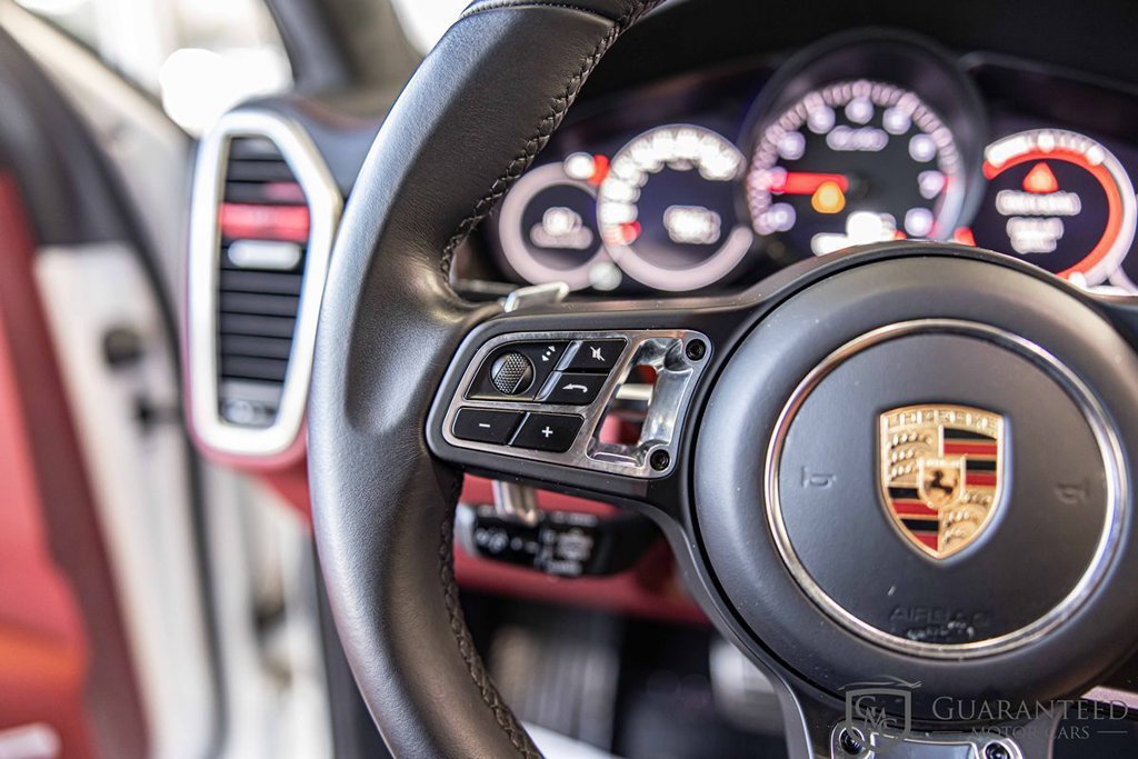 Used 2023 Porsche Cayenne Turbo AWD/4WD image 26