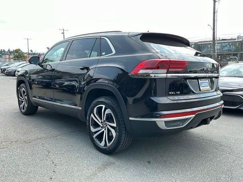 Used 2020 Volkswagen Atlas Cross Sport SEL Premium AWD/4WD image 6