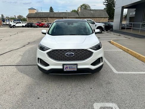 Certified 2023 Ford Edge SEL w/ Convenience Package AWD/4WD image 3