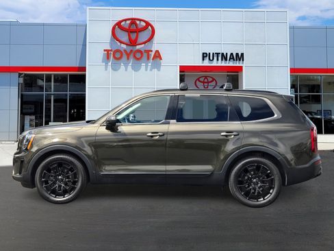 Used 2021 Kia Telluride EX w/ EX Premium Package AWD/4WD image 7