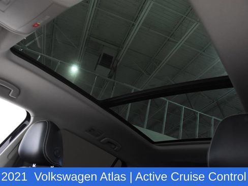 Used 2021 Volkswagen Atlas SE w/ Panoramic Sunroof Package AWD/4WD image 25