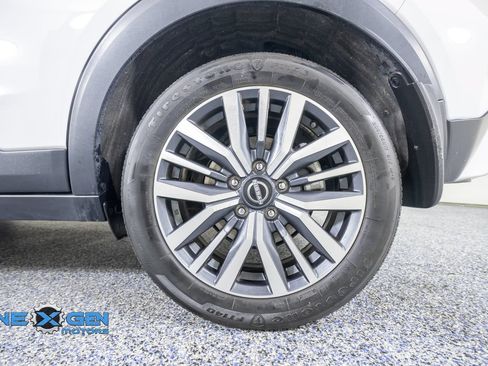 Used 2023 Nissan Kicks SV w/ Exterior Package FWD image 46