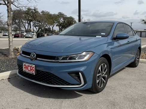 Used 2025 Volkswagen Jetta S image 15