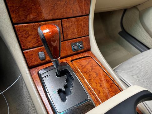 Used 2006 Lexus LS 430 image 11