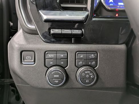 Used 2024 Chevrolet Silverado 2500 LTZ w/ LTZ Premium Package AWD/4WD image 21
