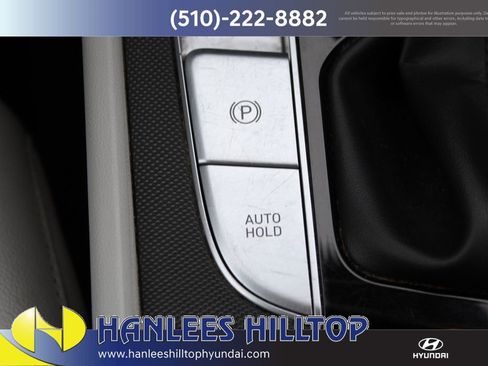 Used 2023 Hyundai Elantra Limited image 21