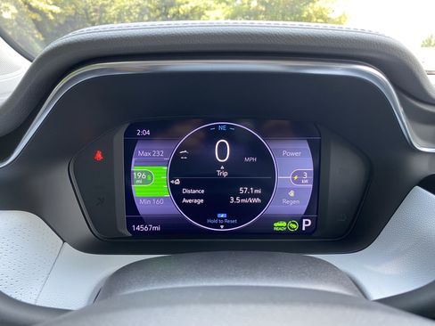 Used 2023 Chevrolet Bolt EUV Premier FWD image 21