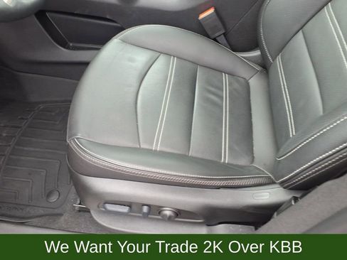 Used 2024 GMC Terrain Denali w/ Denali Premium Package image 11